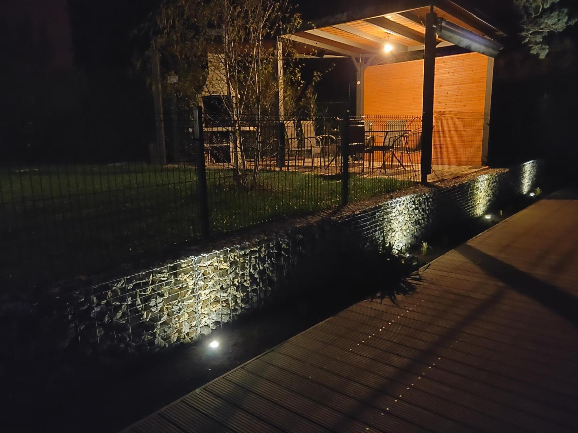 Topsenec-Lakeside Home Exteriör bild