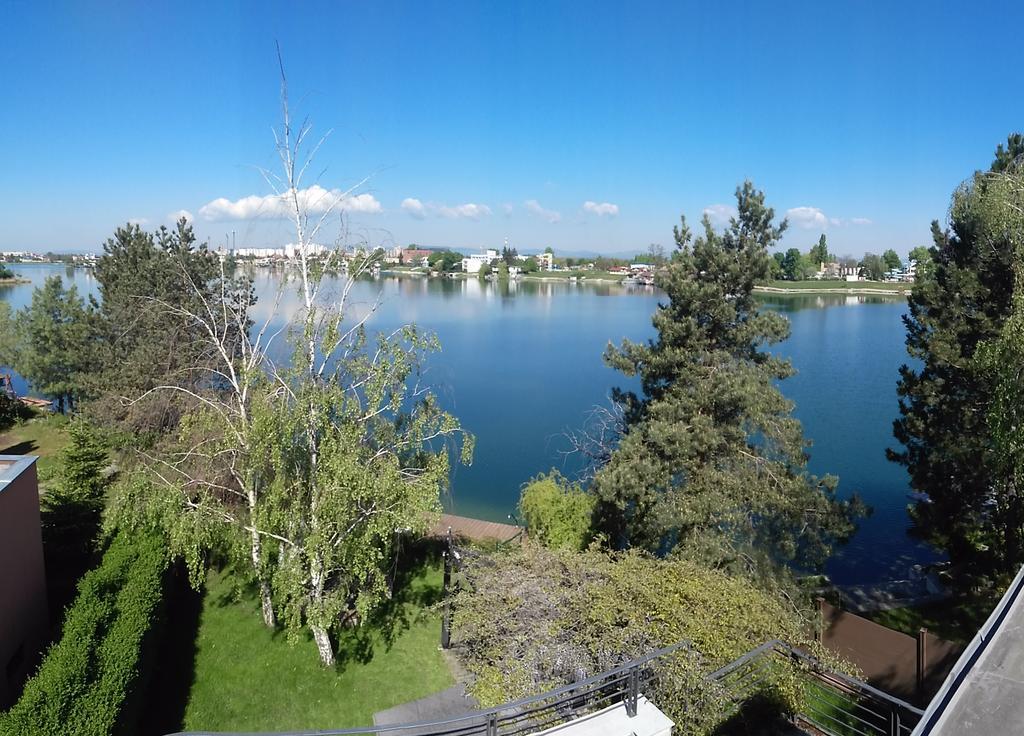 Topsenec-Lakeside Home Exteriör bild